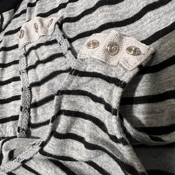 Striped V-Neck Women's Top - Picture 8 of 8